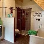 아파트 Idyllisches Fh Krakow Am 크라코프암지